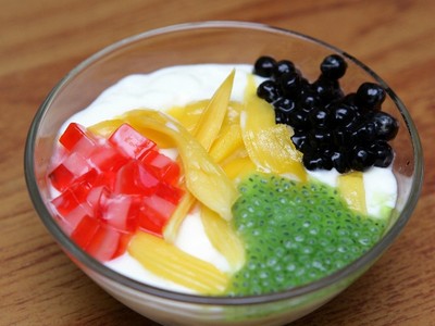 Sinh viên 'hốt bạc' ngày hè từ đồ giải khát online