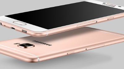  Sau những hình ảnh bị lộ, Samsung Galaxy C5 đã được công bố với 4 màu xám, bạc, vàng và hồng.