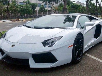 Lamborghini Aventador LP 700-4 xuất hiện ở Đà Nẵng.
