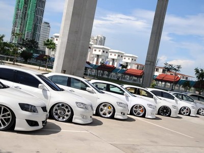 Xe Thái Lan nhập khẩu về Việt Nam đang độc chiếm thị trường.