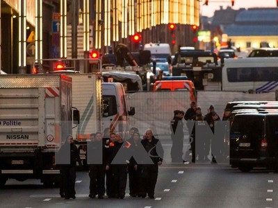 Cảnh sát Bỉ phong tỏa ga tàu điện ngầm Maelbeek ở Brussels sau vụ tấn công khủng bố ngày 22/3. (Nguồn: AFP/TTXVN)