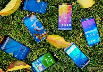 Ở phân khúc cao cấp trên 10 triệu đồng, nhiều smartphonegiảm giá mạnh dù số lượng sản phẩmmới lên kệ ít ỏi.