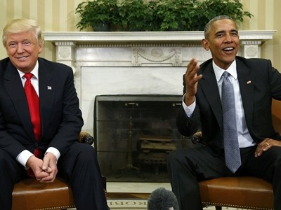 Tổng thống đắc cử Donald Trump và Tổng thống Barack Obama phát biểu với báo giới sau cuộc gặp tại Nhà Trắng hôm 10/11. Ảnh: Reuters.