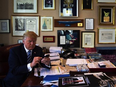 Một ngày làm việc tại đại bản doanh quyền lực của Donald Trump