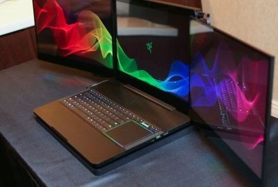 Laptop 3 màn hình bị mất trộm tại Mỹ được rao bán ở Trung Quốc với giá 500 triệu đồng
