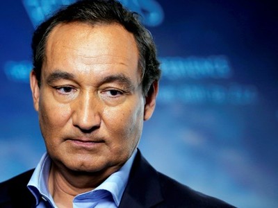 Giám đốc điều hành United Airlines Oscar Munoz. Ảnh:Reuters.