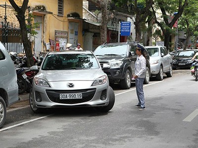 Những nguyên tắc vàng khi đỗ xe mọi tài xế cần biết