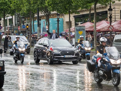 Chiếc DS 7 Crossback được cho là phiên bản limousine dành riêng cho ngày nhậm chức của tân tổng thống Pháp. Ảnh:Carscoops.