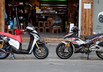 Cặp xế độ 'ngũ quý' của tay chơi Sài thành tại Hà Nội