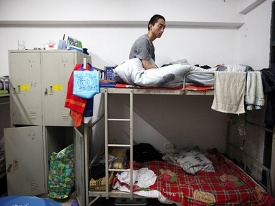 Cuộc sống và cái chết tại nơi gia công iPhone