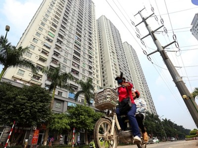 Người mua nhà từng phải chịu khoản chênh 3-5 triệu đồng mỗi m2 khi mua nhà giá rẻ của Doanh nghiệp tư nhân số 1 Điện Biên, do ông Lê Thanh Thản làm Chủ tịch.Ảnh: Bá Đô