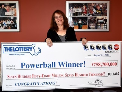 Cảnh sát Mỹ thắt chặt an ninh bảo vệ người trúng số 758 triệu đô