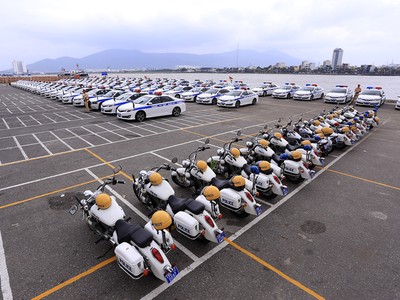 CSGT Việt Nam khoe dàn 'xế khủng' cho APEC 2017 tại Đà Nẵng