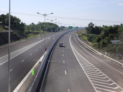 Chốt mức giá đấu thầu lựa chọn nhà đầu tư dự án cao tốc Bắc – Nam