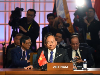 Thủ tướng Nguyễn Xuân Phúc kết thúc chuyến tham dự ASEAN-31