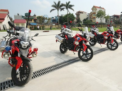 Dàn môtô đặc chủng của cảnh sát chữa cháy Việt Nam