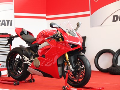 Ducati Panigale V4 S - siêu môtô giá gần 1 tỷ tại Việt Nam
