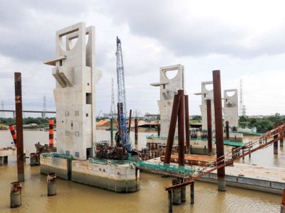 Dự án chống ngập "khủng" của TP HCM đã ngừng thi công suốt 6 tháng qua. Ảnh:Quỳnh Trần.