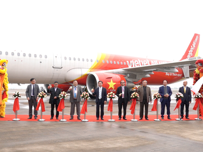 Vietjet khai trương đường bay TP.HCM - Vân Đồn