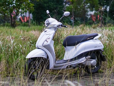 Yamaha Grande Hybrid bản đặc biệtgiá 49,5 triệu đồng. Ảnh:Lương Dũng.