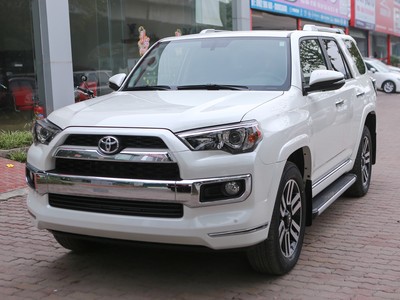 Toyota 4Runner bản Limited 2018 đầu tiên về Việt Nam