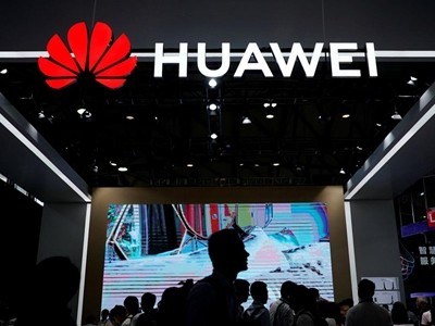 Gian hàng của Huawei tại triển lãm công nghệ CES năm ngoái ở Trung Quốc. Ảnh: Reuters.