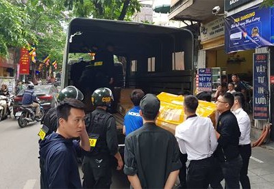 Ông chủ Nhật Cường: Nổi lên từ hàng xách tay, bị bắt vì buôn lậu