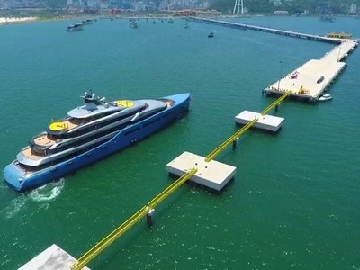 Bên trong du thuyền 150 triệu USD của ông chủ CLB Tottenham đến Việt Nam