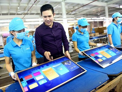 Chủ tịch Asanzo Phạm Văn Tam