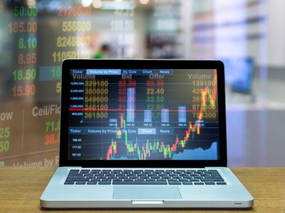 Công ty chứng khoán sôi động tăng vốn trước thềm nâng hạng