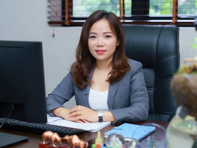 Bà Hồ Thị Thu Hiền