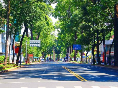 Sài Gòn vắng lặng mùa dịch. Ảnh: Lê Toàn.