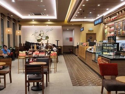 Doanh thu nhóm ngành F&B chưa thể phục hồi ngay sau giãn cách. Ảnh: Internet