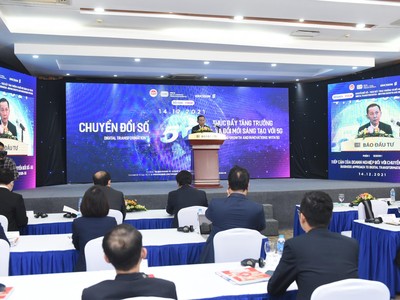 Ông Võ Thành Thống, Thứ trưởng Bộ Kế hoạch và Đầu tư phát biểu tại diễn đàn.