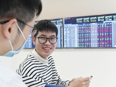 Nhà đầu tư F0 có xu hướng ưa thích cổ phiếu nhỏ.