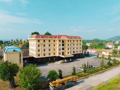 Chỉ trong 3 phiên giao dịch, các lãnh đạo Hợp Nhất (AAH) đã bán ra 9 triệu cổ phiếu