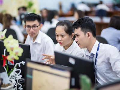 Giằng co chờ kết quả nâng hạng