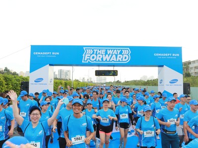 Giải Gemadept Run 2022 thu hút hàng trăm vận động viên tham dự
