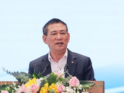 Bộ trưởng Bộ Tài chính Hồ Đức Phớc phát biểu tại Hội nghị