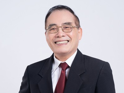 Hành trình vạn dặm từ một bước đi