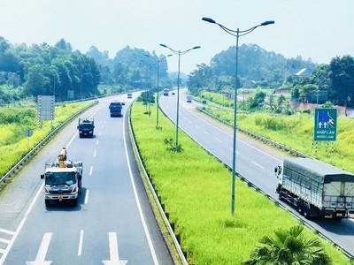 Một đoạn cao tốc Cầu Giẽ - Ninh Bình.