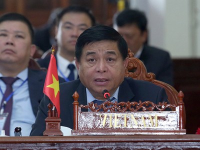 Bộ trưởng Nguyễn Chí Dũng phát biểu tại Hội nghị.