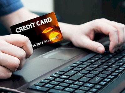 Cẩn trọng với ma trận phí, lãi vay thẻ tín dụng