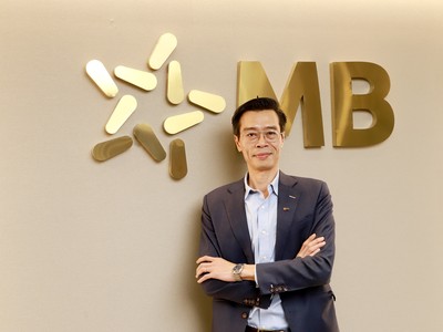 TS. Đàm Nhân Đức, Kinh tế trưởng Ngân hàng MB, Tiến sĩ Đại học Paris Dauphine