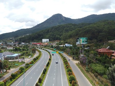 Lâm Đồng đặt mục tiêu “500 ngày đêm quyết tâm cao” hoàn thành 2 cao tốc