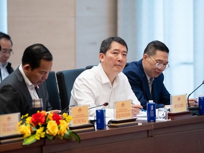 Thứ trưởng Bộ Tài chính Cao Anh Tuấn.