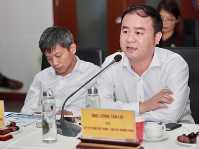 Ông Lương Tấn Lợi, Chủ tịch Hội đồng quản trị kiêm Giám đốc Công ty cổ phần Sâm Việt Nam - Trà My Quảng Nam. Ảnh: Nguyệt Nhi