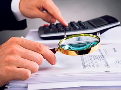 Sáng, tối bức tranh công bố thông tin