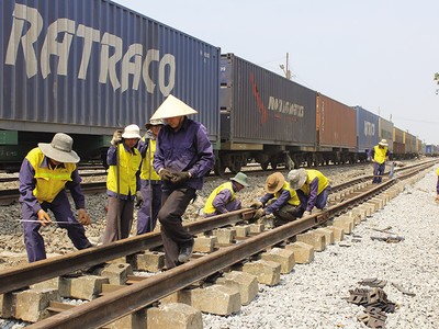 Sau khi sáp nhập, TP.HCM dự kiến sẽ đầu tư nhiều tuyến đường sắt mới - Ảnh: Lê Quân