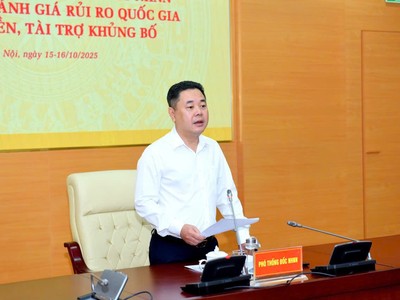 Phó Thống đốc NHNN Nguyễn Ngọc Cảnh phát biểu tại Hội thảo